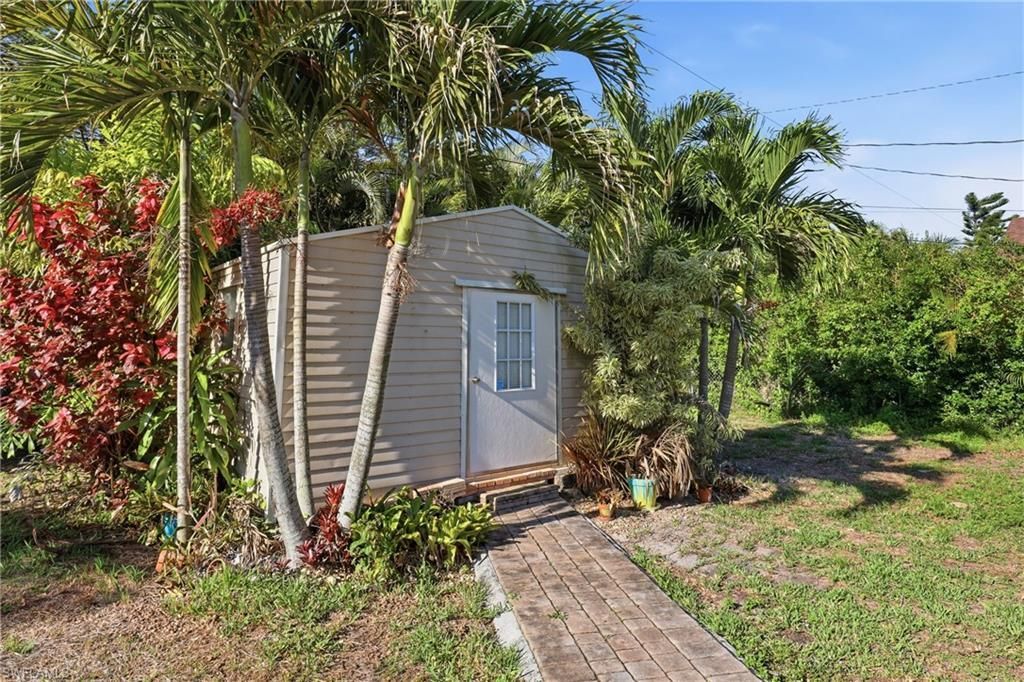 208 Aviation Pkwy, Cape Coral, FL 33904 Photo
