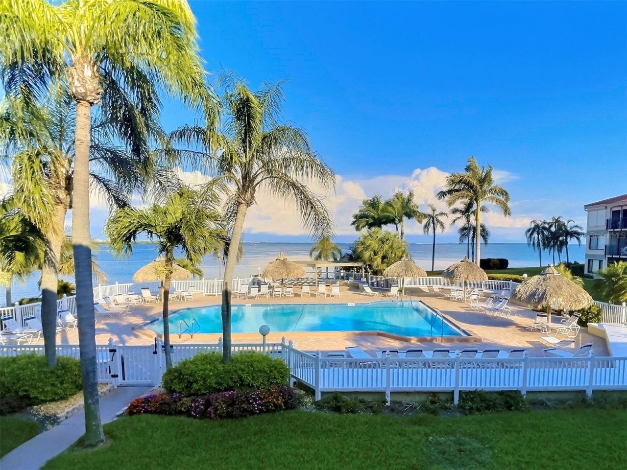 6322 Palma Del Mar Boulevard S, Unit 213, Saint Petersburg, FL 33715 Photo