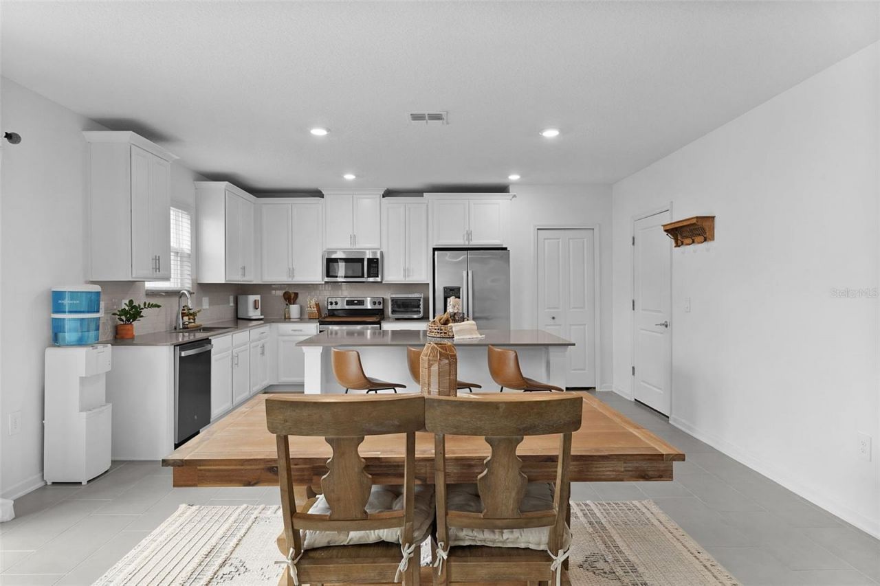 779 Kapi Drive , Groveland, FL 34736 Photo