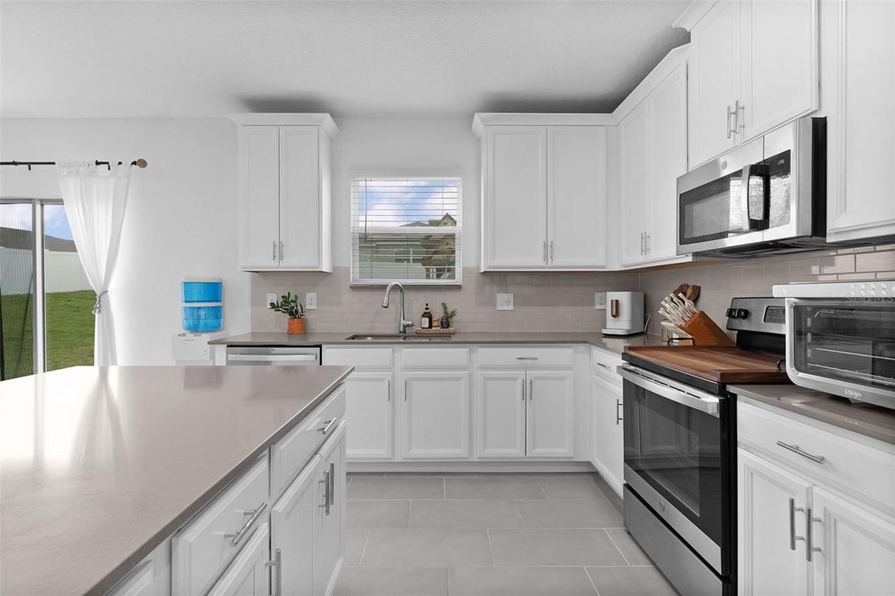 779 Kapi Drive , Groveland, FL 34736 Photo