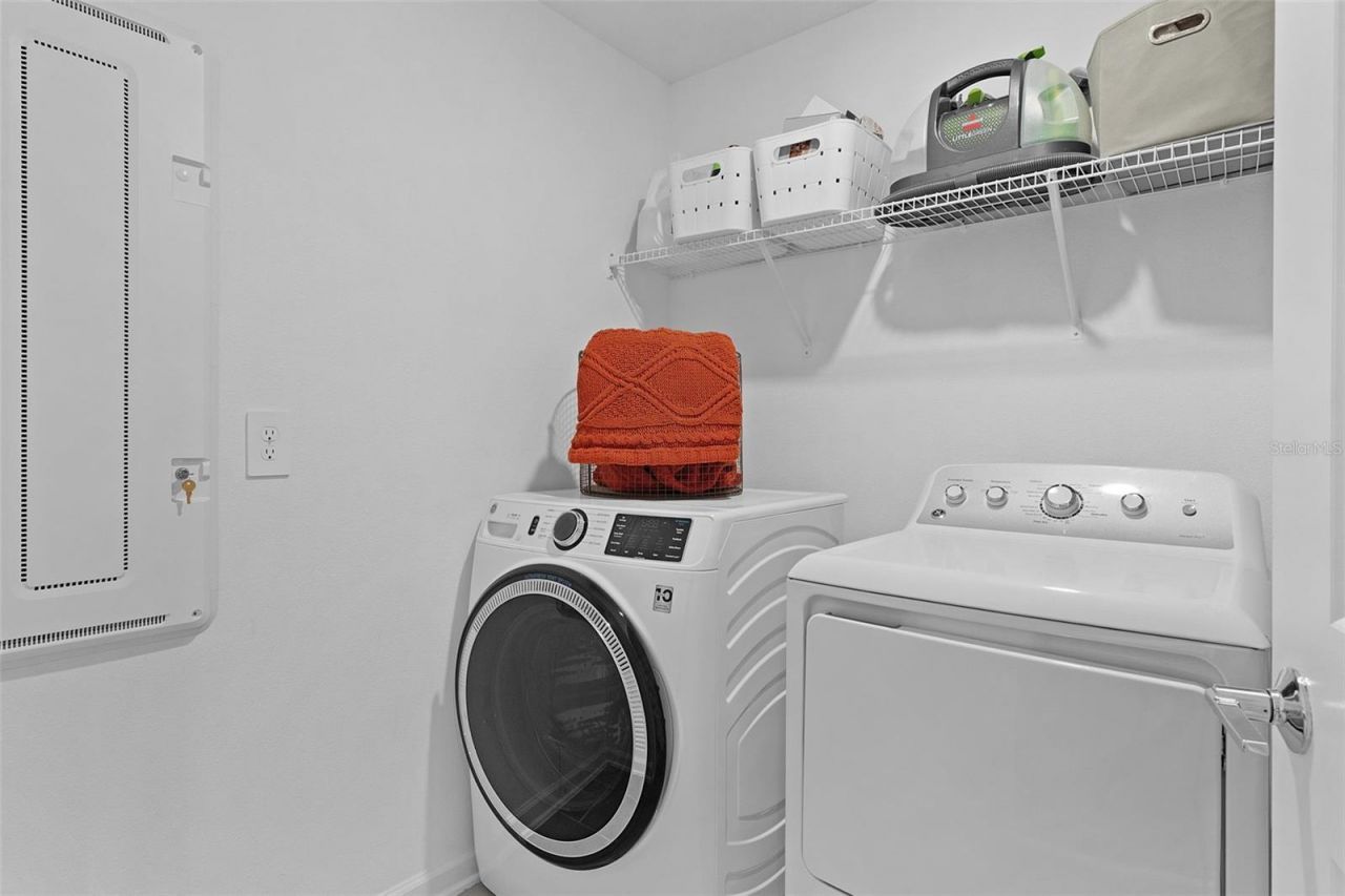 779 Kapi Drive , Groveland, FL 34736 Photo