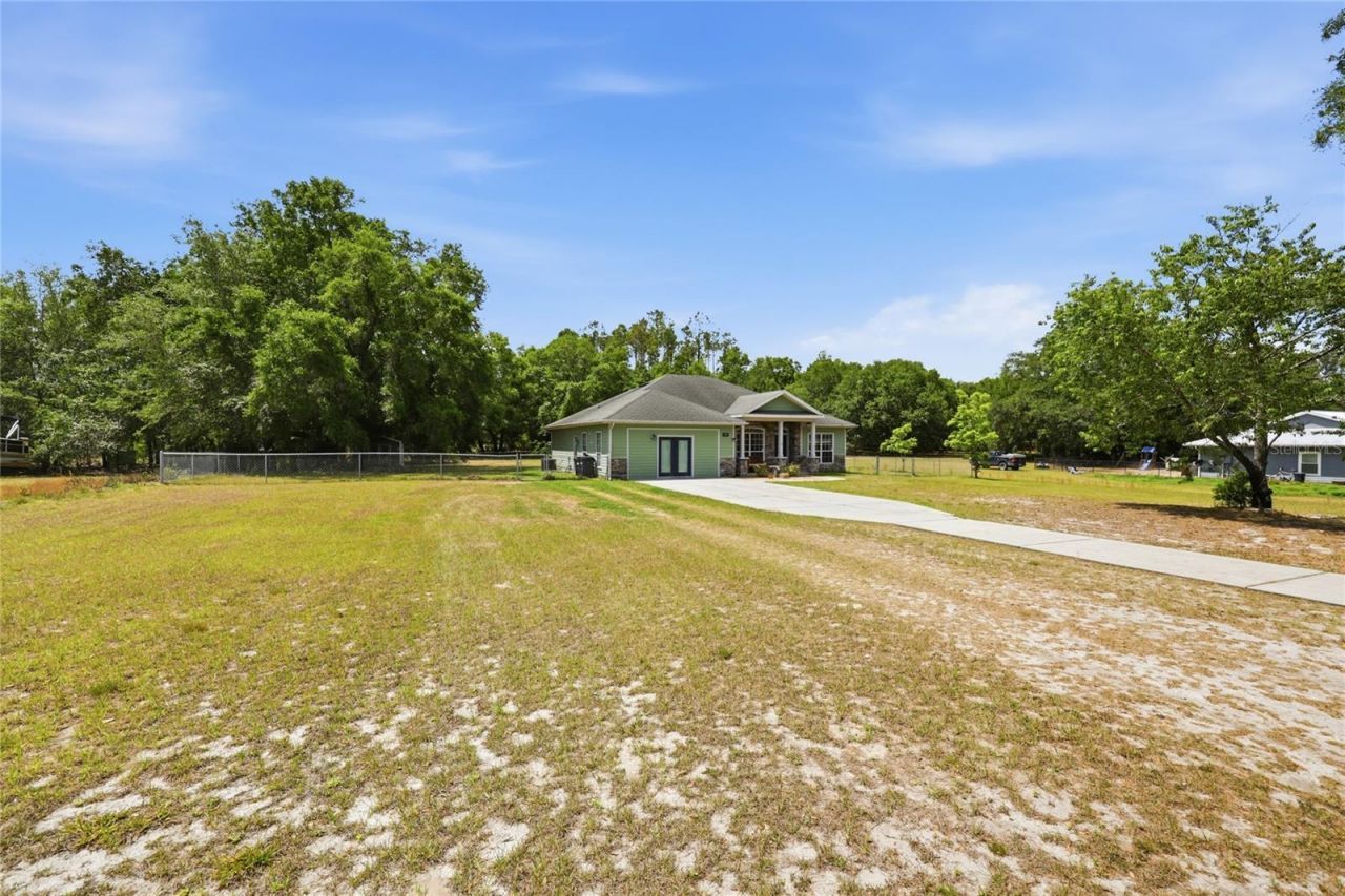 2750 NW 174th Street , Trenton, FL 32693 Photo