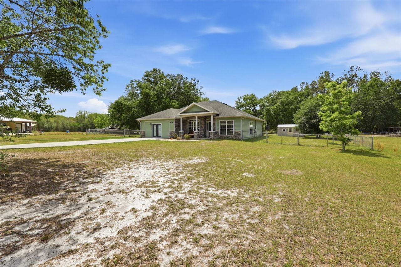 2750 NW 174th Street , Trenton, FL 32693 Photo