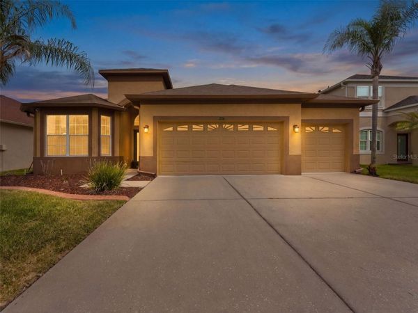 2236 PANTUCKET DRIVE , WESLEY CHAPEL, FL 33543