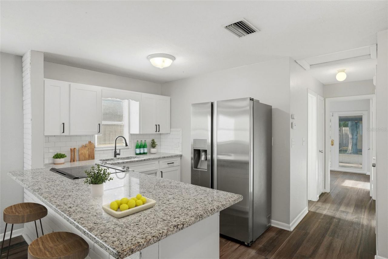 5211 7th Avenue N, Saint Petersburg, FL 33710 Photo
