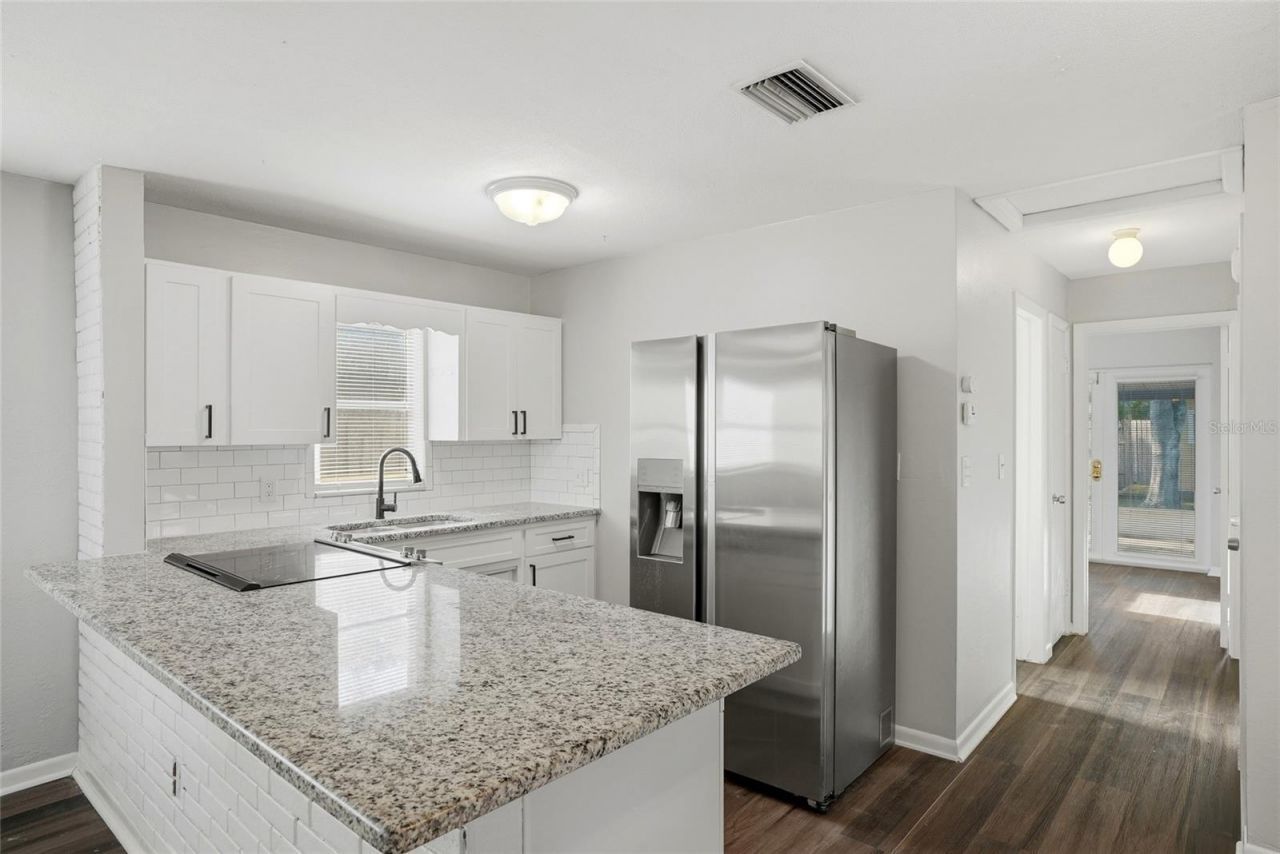 5211 7th Avenue N, Saint Petersburg, FL 33710 Photo