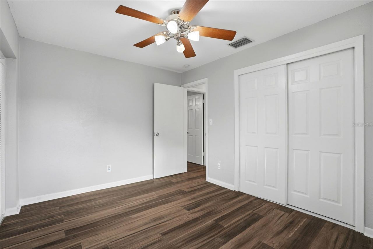 5211 7th Avenue N, Saint Petersburg, FL 33710 Photo