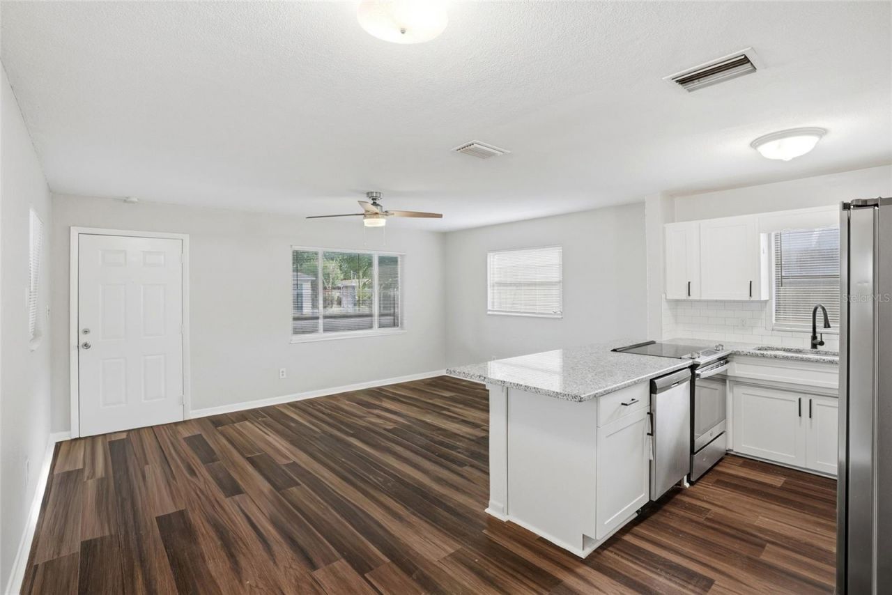5211 7th Avenue N, Saint Petersburg, FL 33710 Photo