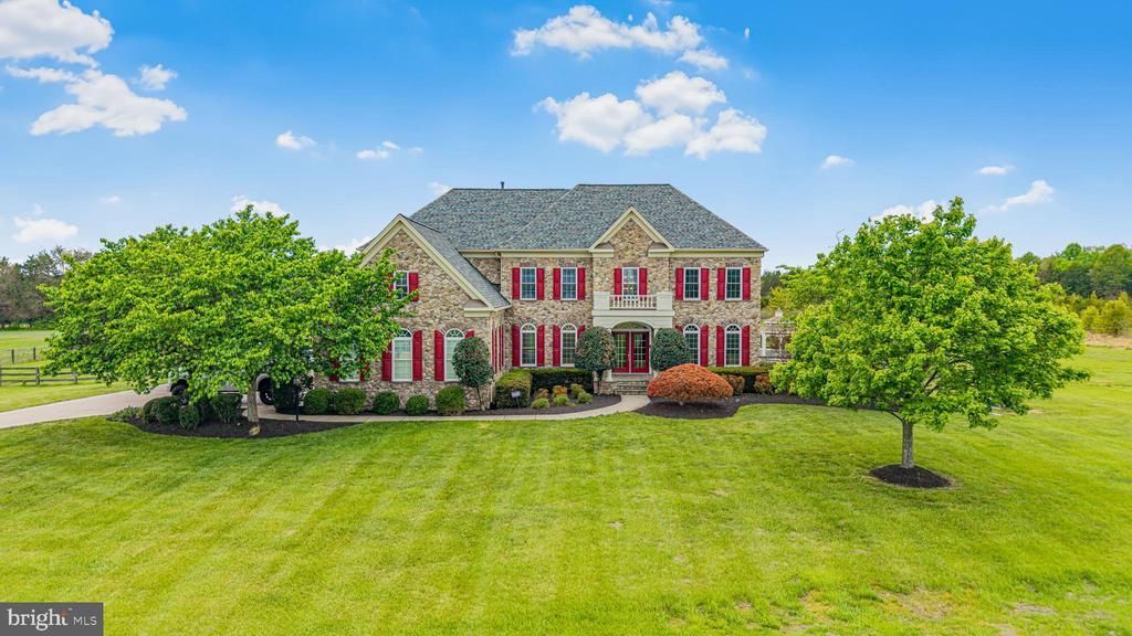 10941 MEADOW WALK LANE, BRISTOW, VA 20136