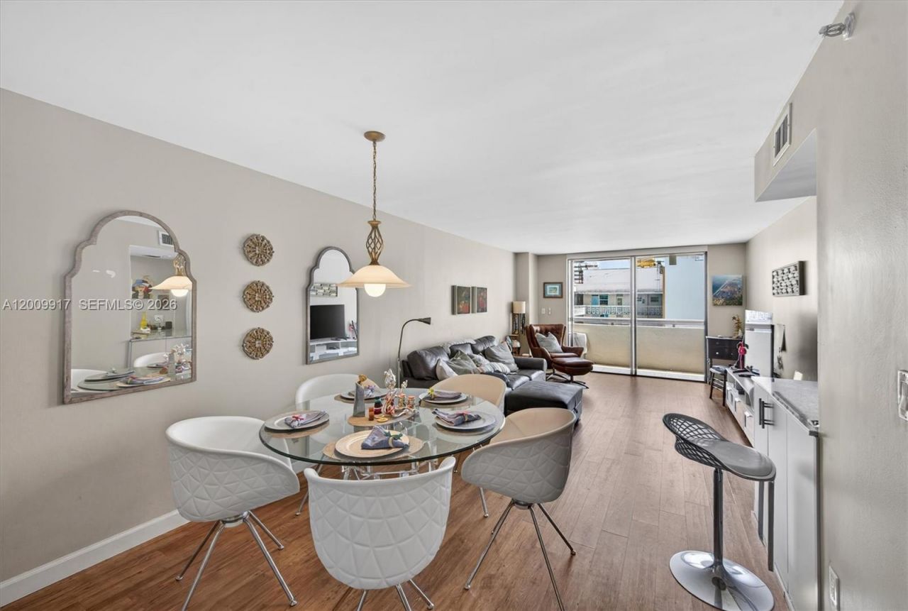 1775 Washington Ave, Unit 7B, Miami Beach, FL 33139 Photo