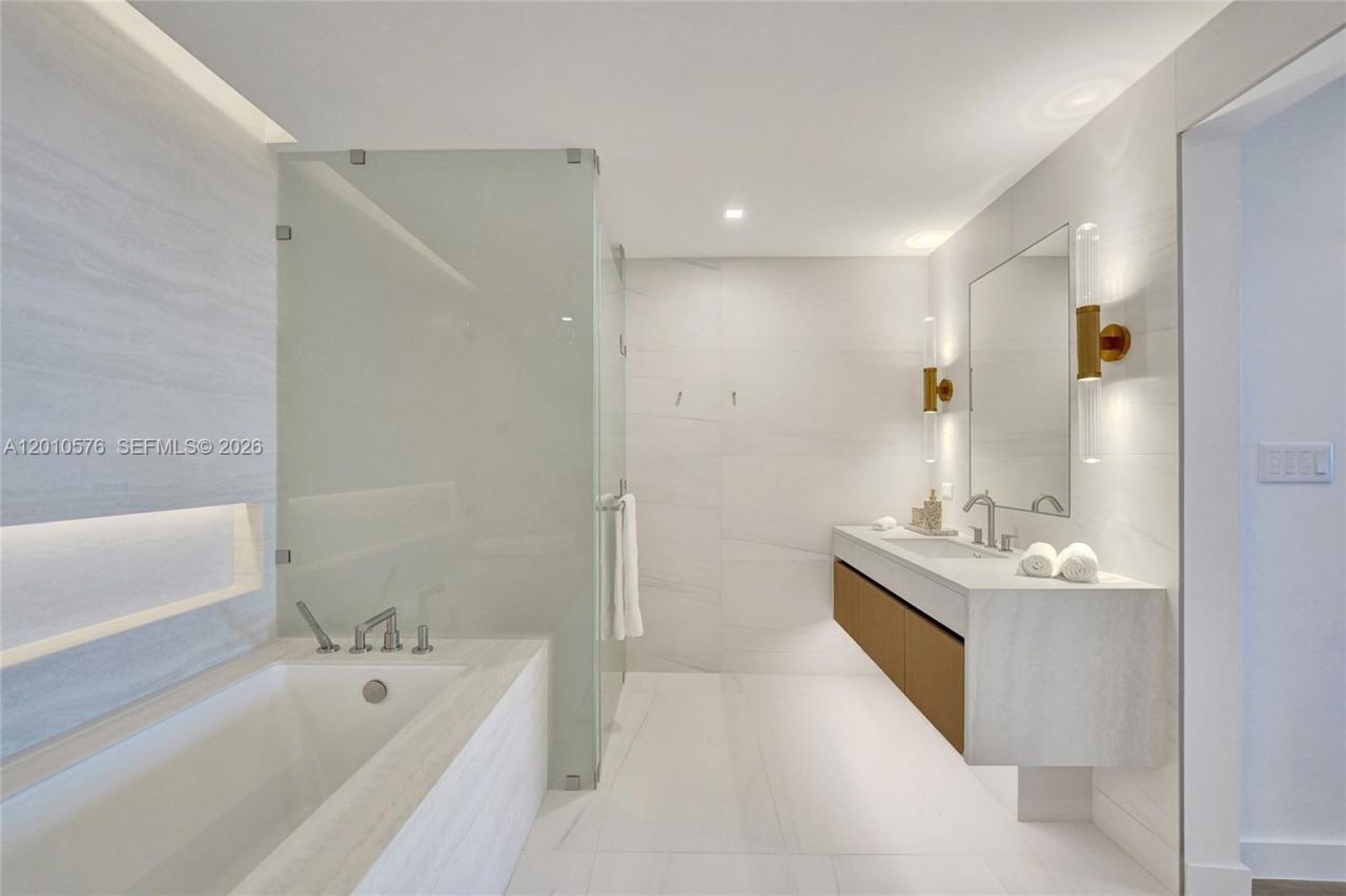 900 N Ocean Blvd , Unit 1904, Pompano Beach, FL 33062 Photo