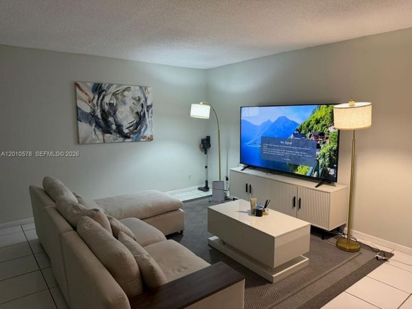 2420 Diana Dr, Unit 302, Hallandale Beach, FL 33009
