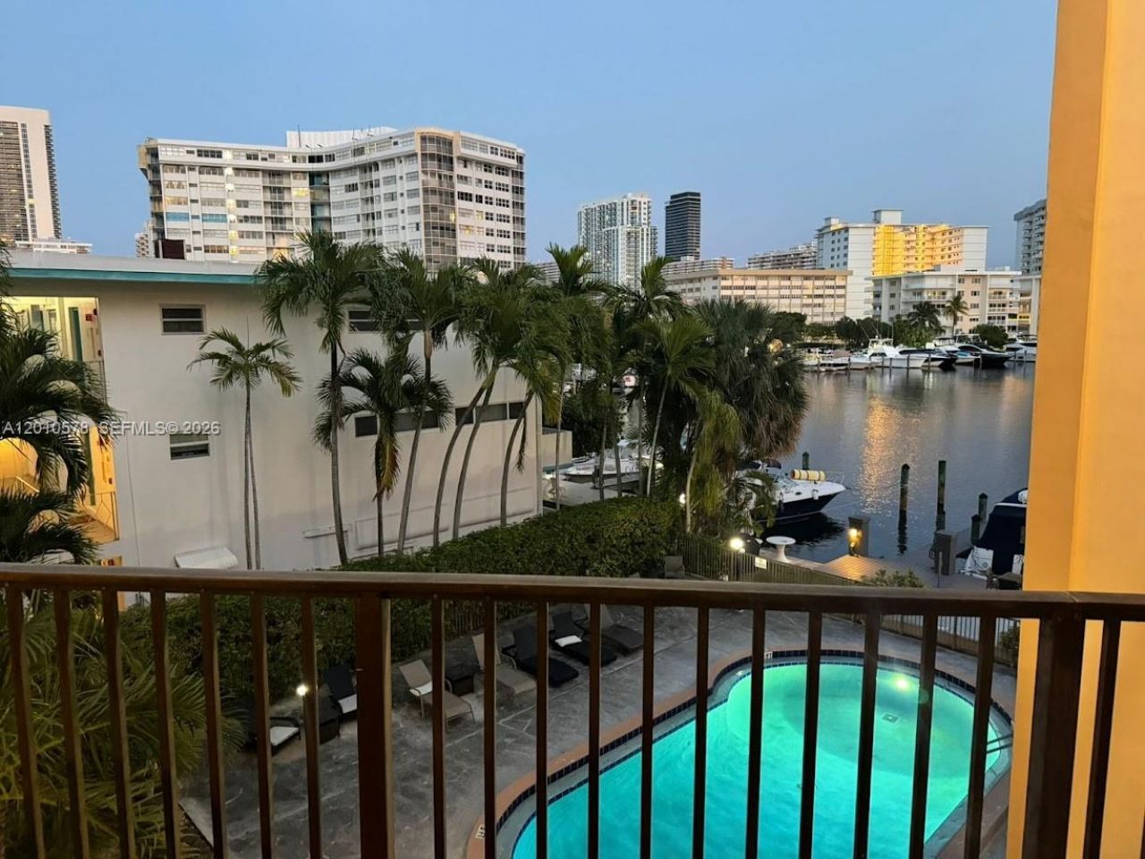 2420 Diana Dr, Unit 302, Hallandale Beach, FL 33009 Photo