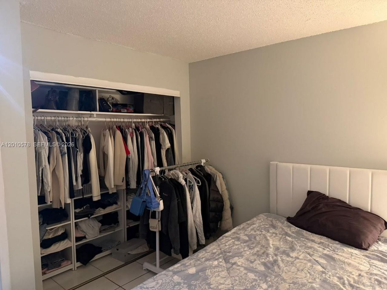 2420 Diana Dr, Unit 302, Hallandale Beach, FL 33009 Photo