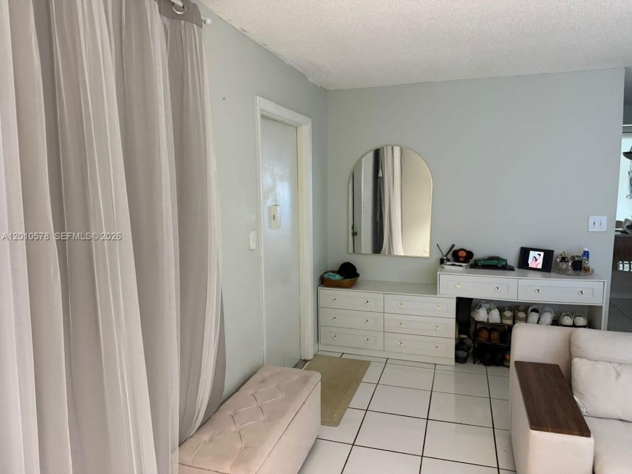 2420 Diana Dr, Unit 302, Hallandale Beach, FL 33009 Photo