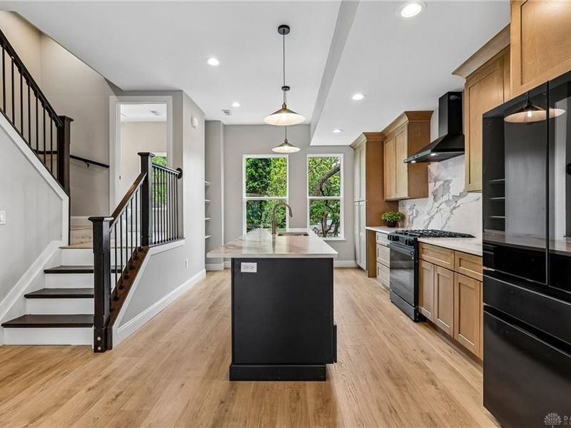 3906 Edwards Road, Unit C, Cincinnati, OH 45209 Photo 12