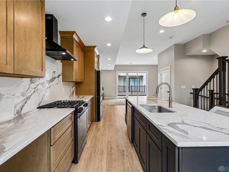 3906 Edwards Road, Unit C, Cincinnati, OH 45209 Photo 13