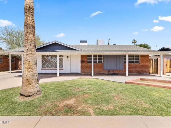 3742 W Berridge Lane, Phoenix, AZ 85019