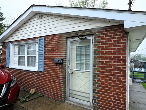 1915 Maratta Rd , Aliquippa, PA 15001