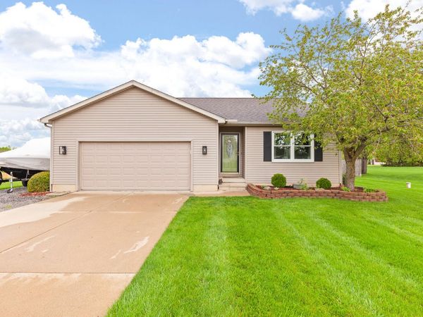 3216 Aspen Trail, Adrian, MI 49221