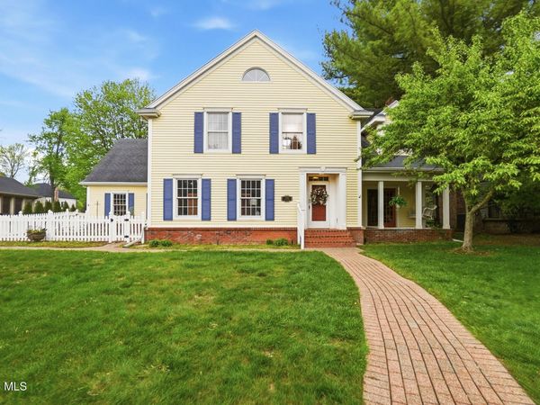 5246 Spring Creek Lane, Sylvania, OH 43560
