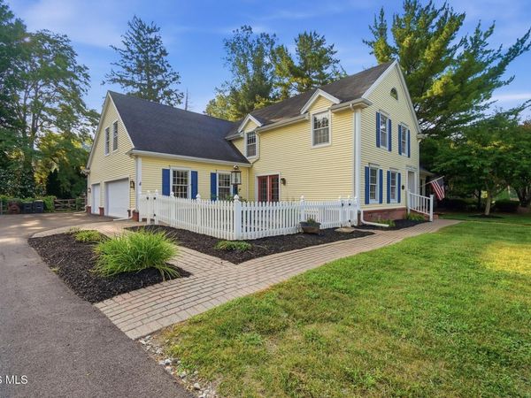 5246 Spring Creek Lane, Sylvania, OH 43560