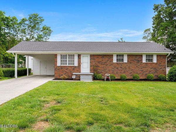 4616 Blairwood Drive, Knoxville, TN 37938