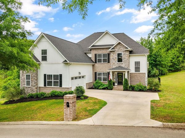 138 Pineberry East Rd, Oak Ridge, TN 37830