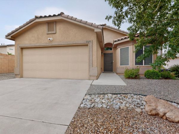 8323 Chilte Pine Road NW, Albuquerque, NM 87120