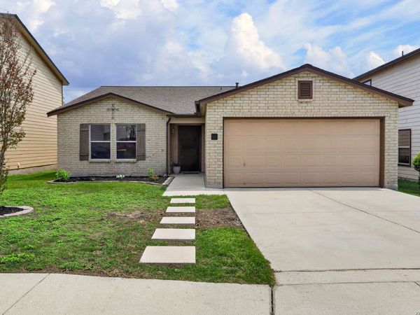 209 Gatewood Falls, Cibolo, TX 78108