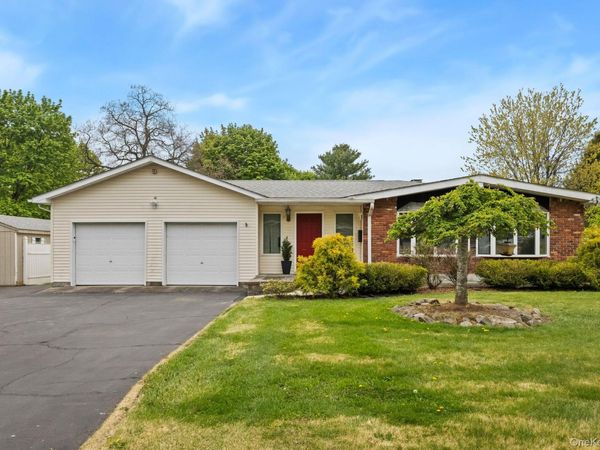 26 Carrie Lane , Nanuet, NY 10954