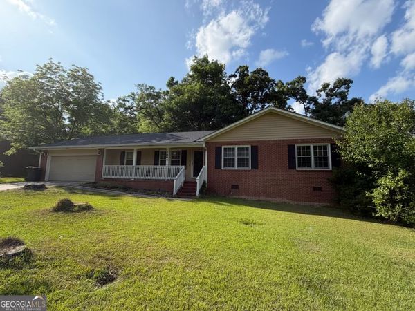 1864 Timberlane Road, Milledgeville, GA 31061