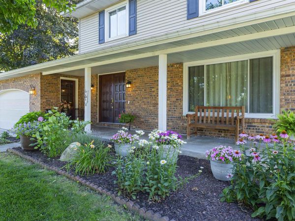 52399 Cavalier Court, South Bend, IN 46635