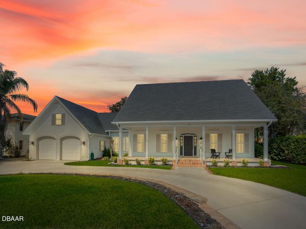 180 Sweet Bay Avenue, New Smyrna Beach, FL 32168