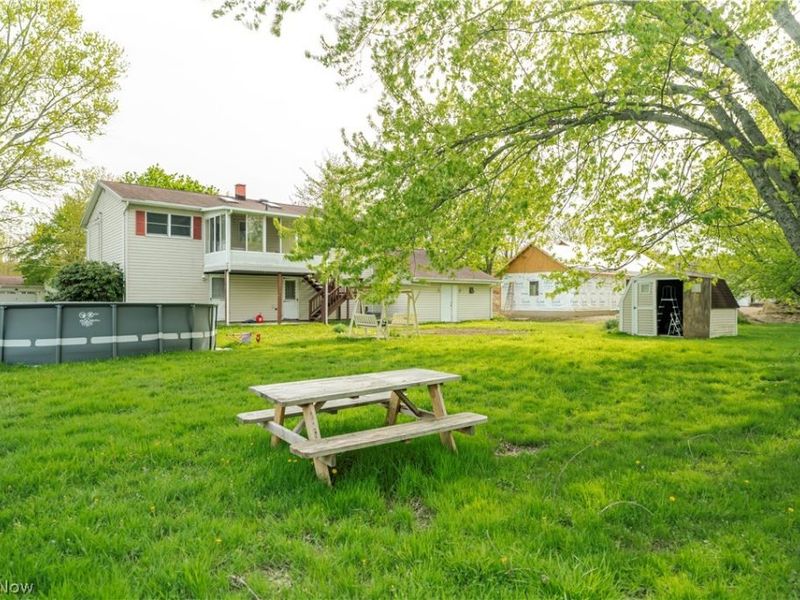 333 Kathleen Drive , Jefferson, OH 44047 Photo 5