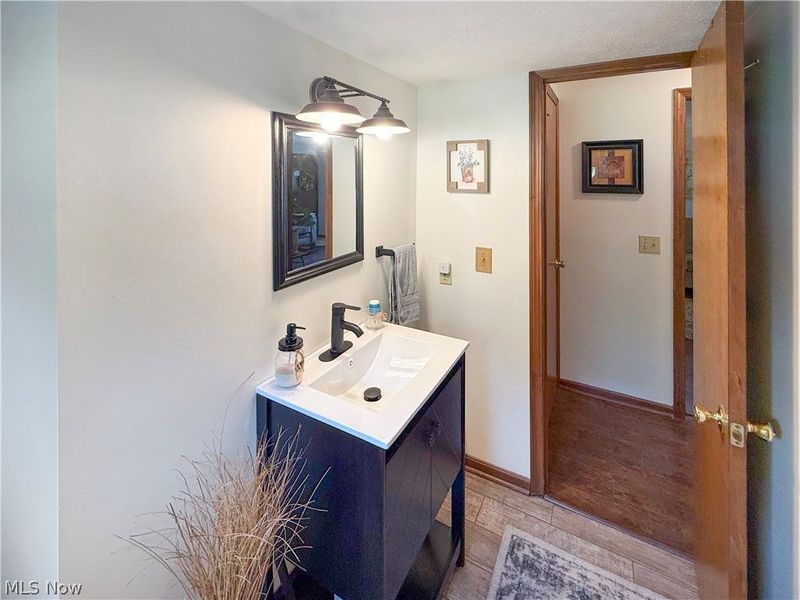 3172 Killian Road, Uniontown, OH 44685 Photo 20