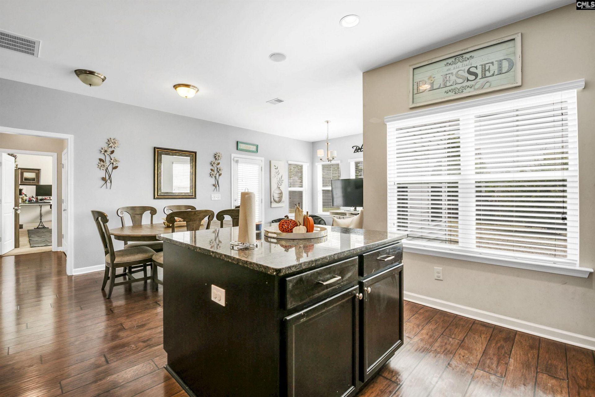 720 Holm Oak Road  Photo 11