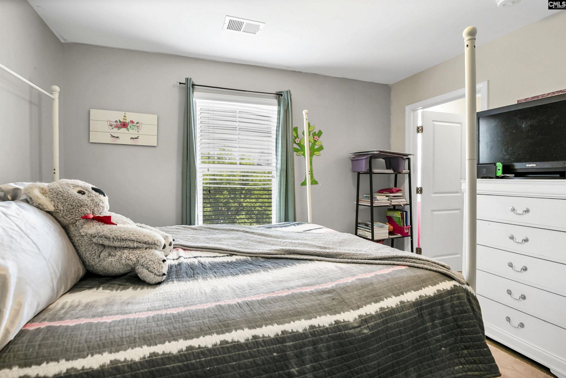 720 Holm Oak Road  Photo 24