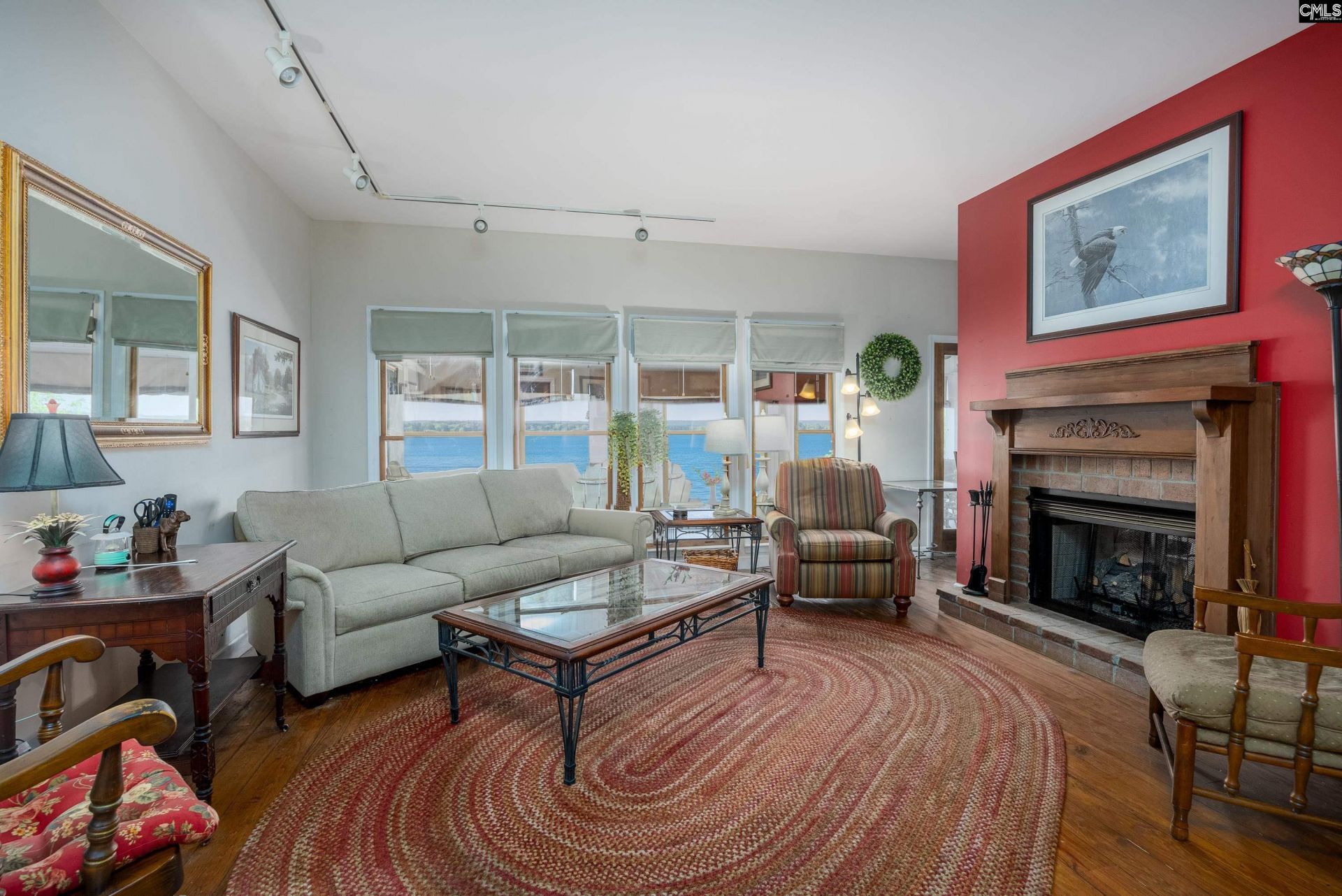 2577 Harbor View Road  Photo 13