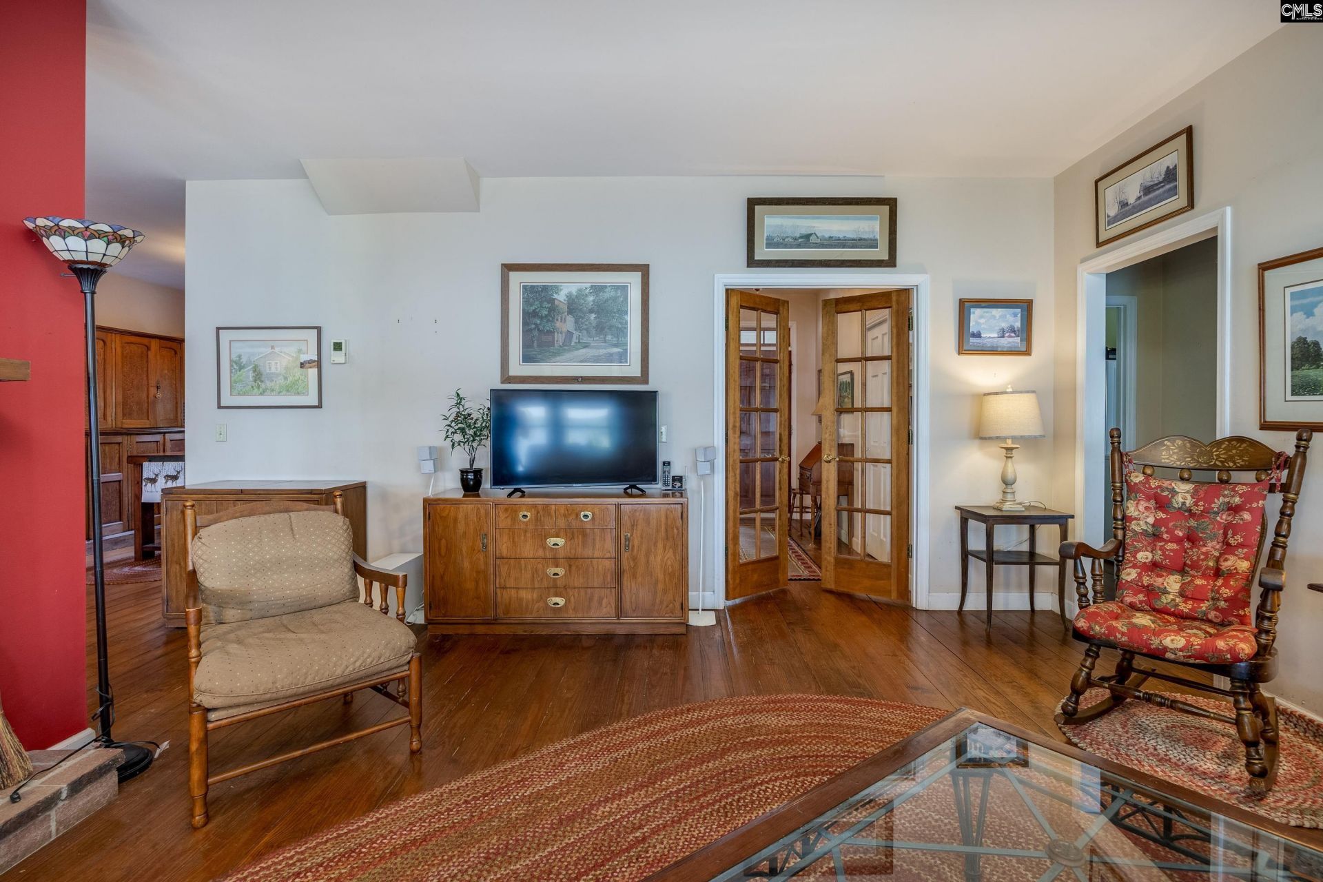 2577 Harbor View Road  Photo 15