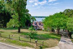 2577 Harbor View Road  photo 4