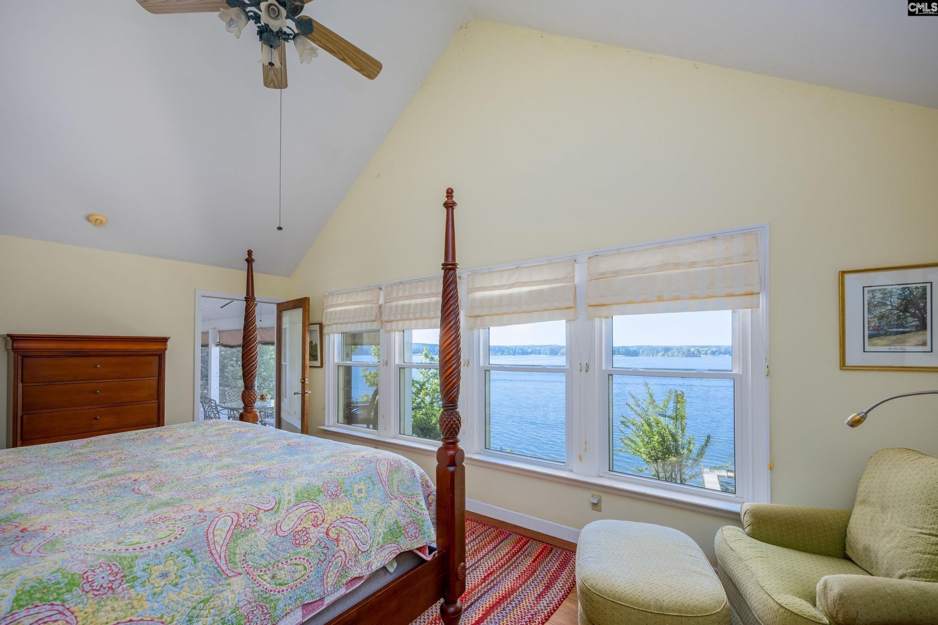 2577 Harbor View Road  Photo 23