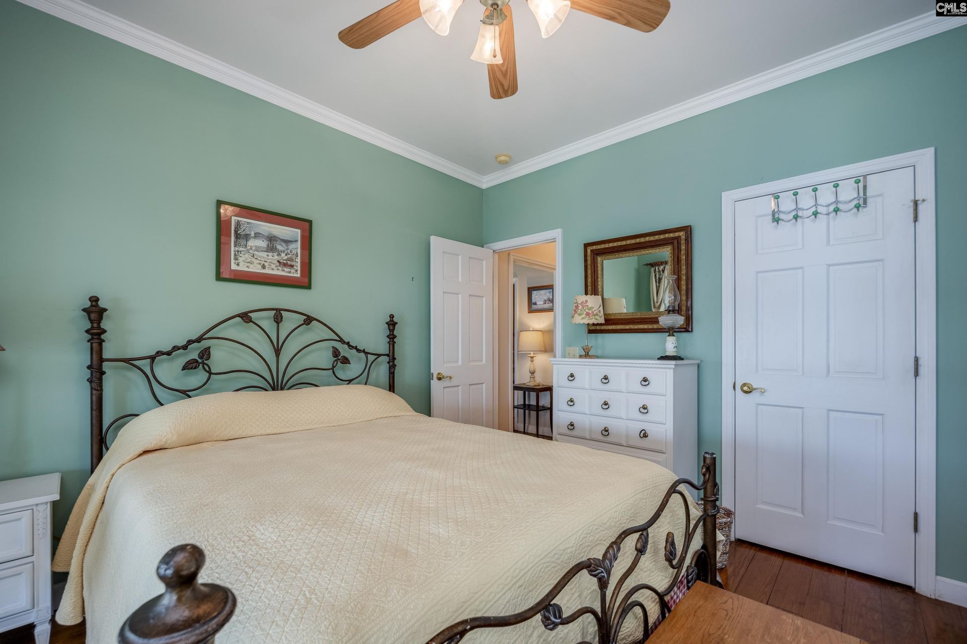 2577 Harbor View Road  Photo 31
