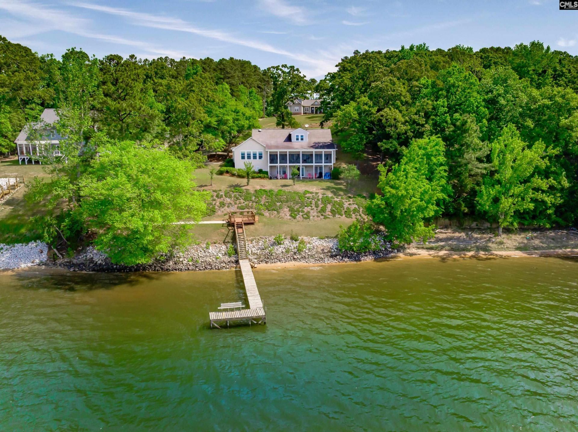 2577 Harbor View Road  Photo 4