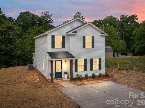 607 N Dixie Street, Cherryville, NC 28021