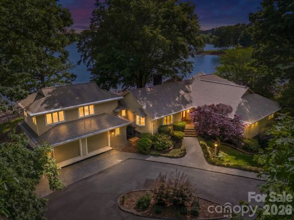 3725 Kingfisher Lane , Terrell, NC 28682