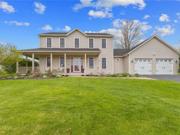 4796 Fawn Hill, Syracuse, NY 13215