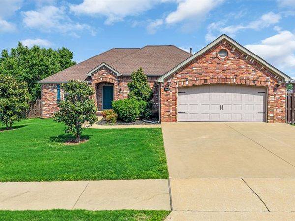 760 Sienna Drive , Centerton, AR 72719
