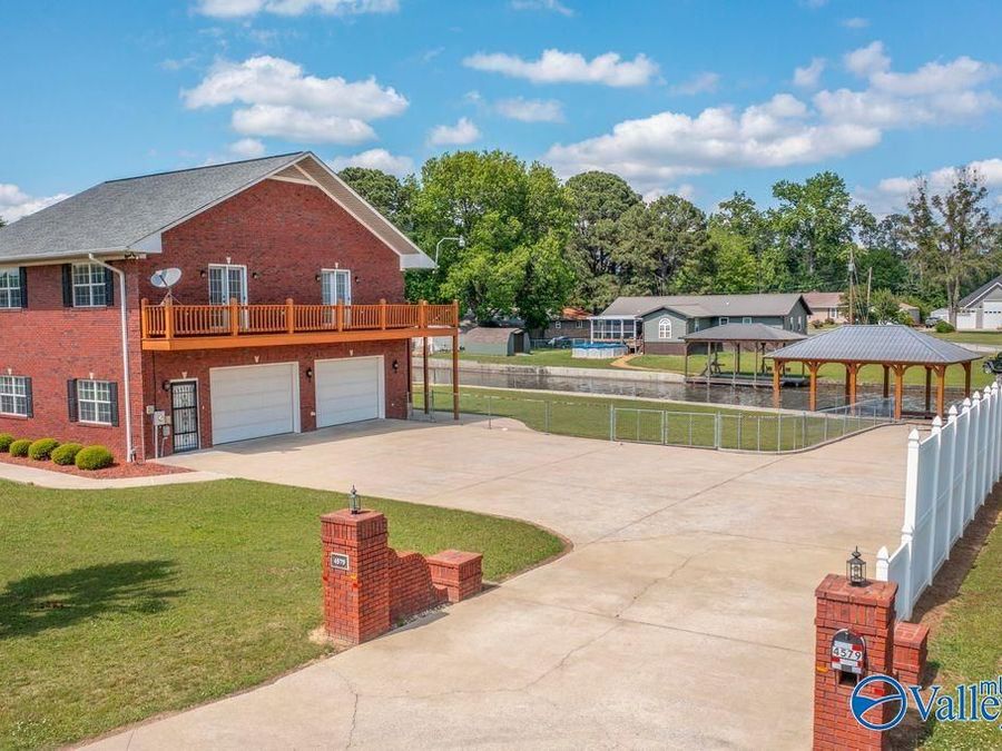 Property Image 32