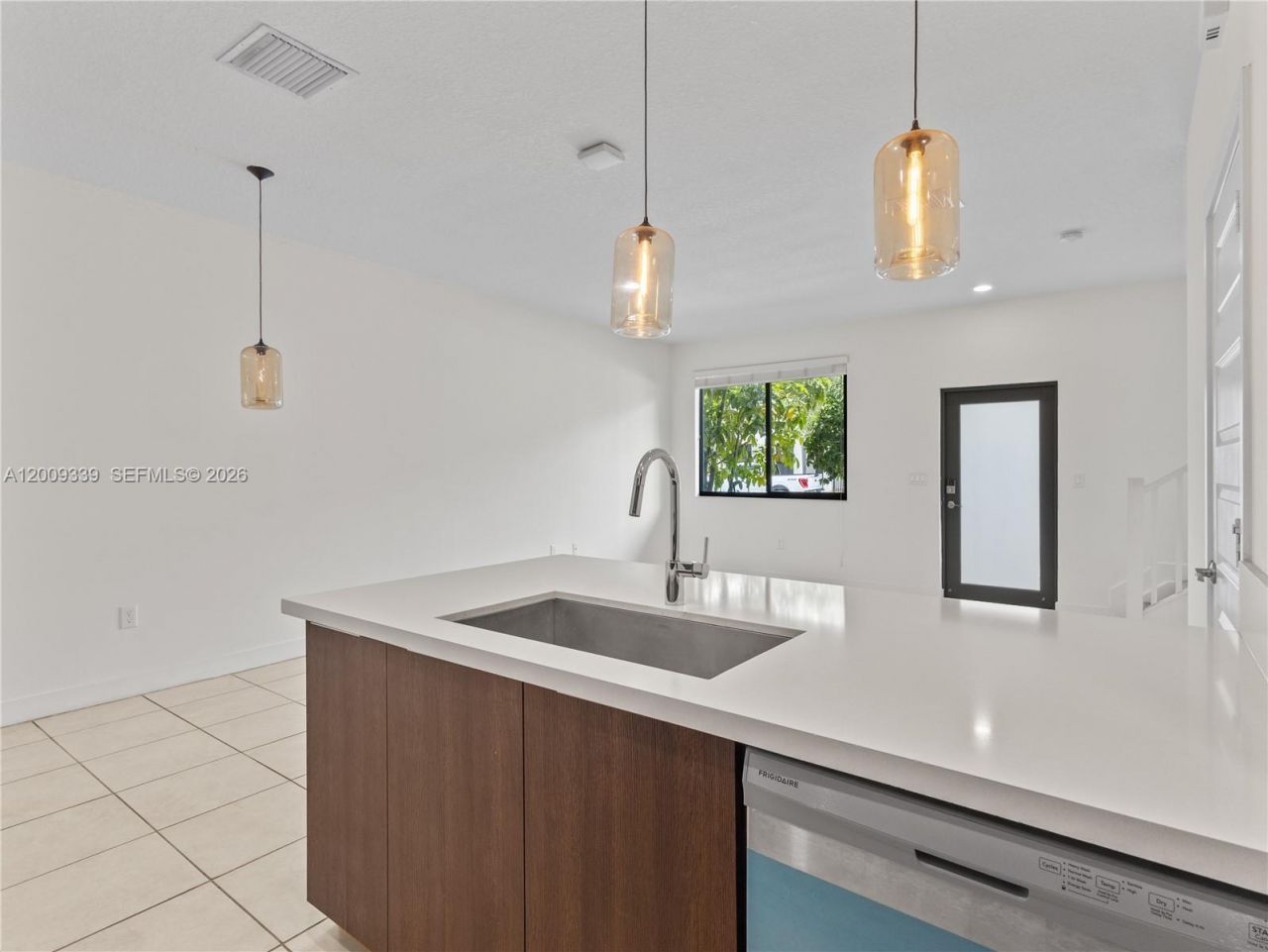 8382 NW 51st Ter, Unit 8382, Doral, FL 33166 Photo